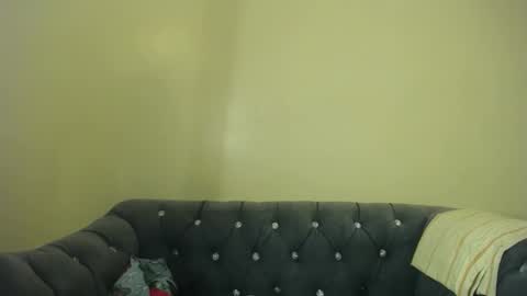 Snapshot of ebonie_sweetness chatting on 10-23-25, 06:39 Lola online show from 10-23-25, 06:39