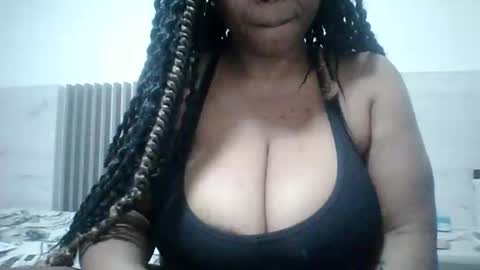 Snapshot of ebonny258729 chatting on 05-25-26, 05:41 ebonny258729 online show from 05-25-26, 05:41