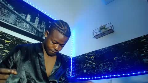 Snapshot of ebonny_stallion chatting on 10-10-25, 06:18 Chris Palaz online show from 10-10-25, 06:18