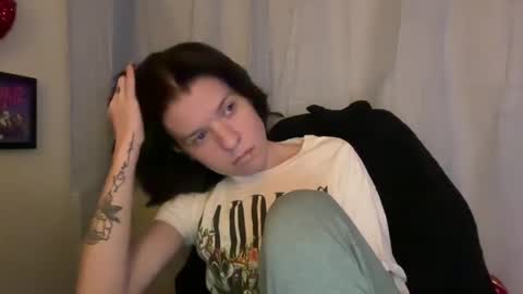 Snapshot of ebony8ivory chatting on 01-21-25, 03:37 americnbarbie online show from 01-21-25, 03:37