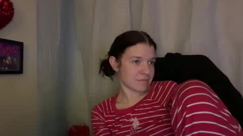 Snapshot of ebony8ivory chatting on 02-01-25, 02:26 americnbarbie online show from 02-01-25, 02:26