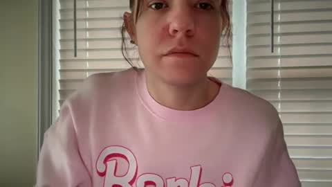 Snapshot of ebony8ivory chatting on 02-10-25, 02:05 americnbarbie online show from 02-10-25, 02:05