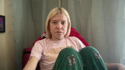 americnbarbie online show from 12-22-25, 05:32