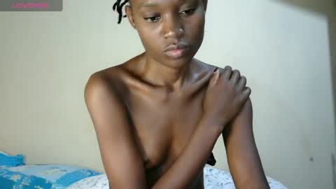 Snapshot of ebony_1774690 chatting on 04-11-26, 07:51 Ebony online show from 04-11-26, 07:51