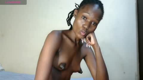 Snapshot of ebony_1774690 chatting on 04-30-26, 07:20 Ebony online show from 04-30-26, 07:20
