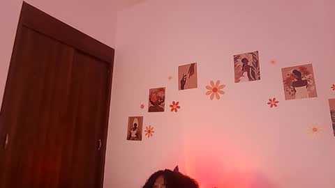 Snapshot of ebony_af chatting on 04-15-26, 06:31 ebony_af online show from 04-15-26, 06:31