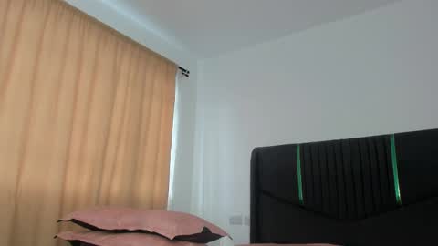 Snapshot of ebony_angelina chatting on 03-30-26, 04:35 Angelina online show from 03-30-26, 04:35
