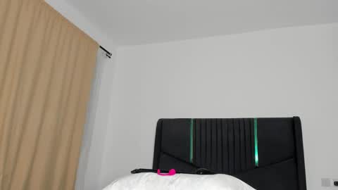 Snapshot of ebony_angelina chatting on 04-16-26, 03:07 Angelina online show from 04-16-26, 03:07