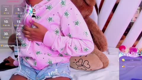 Luci  online show from 12-06-24, 02:02