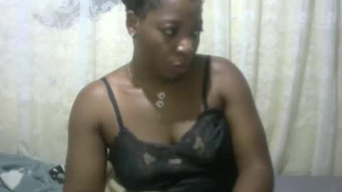 ebony_candy1998 online show from 05-17-26, 08:01