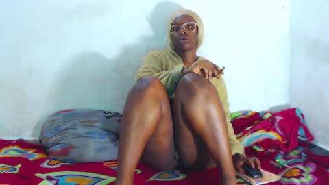 Snapshot of ebony_chayna chatting on 12-30-24, 02:20 chayna smith online show from 12-30-24, 02:20