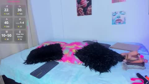 ebony_cute9 online show from 10-18-25, 07:03