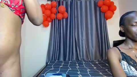 Snapshot of ebony_doll11 chatting on 02-12-26, 09:21 melons online show from 02-12-26, 09:21