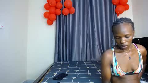 Snapshot of ebony_doll11 chatting on 02-15-26, 07:43 melons online show from 02-15-26, 07:43