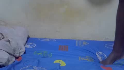 ebony_flower4 online show from 10-11-25, 04:22