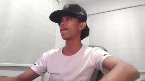 Snapshot of ebony_fuckboy chatting on 10-28-25, 07:16 ebony_fuckboy online show from 10-28-25, 07:16