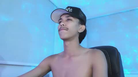 ebony_fuckboy online show from 11-10-25, 08:08