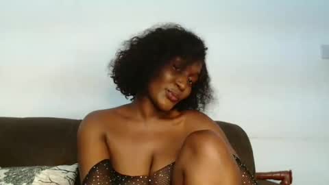 ebony online show from 09-16-25, 05:58