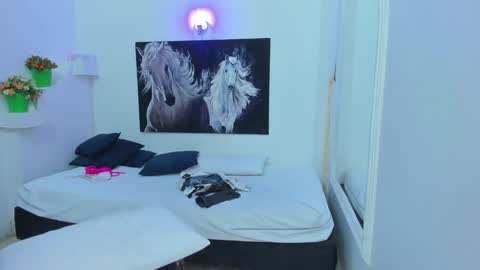 ebony_katterin online show from 12-31-24, 01:47