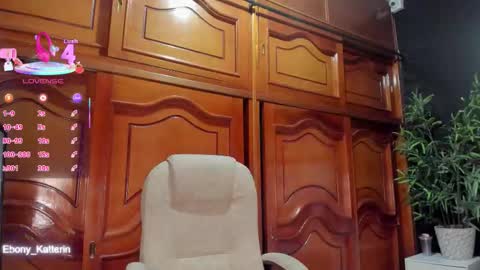 ebony_katterin online show from 11-04-25, 11:09