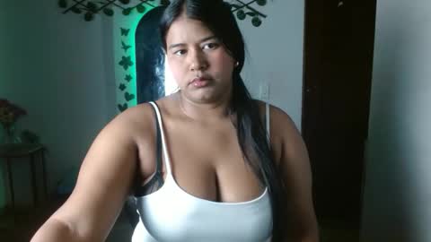 Snapshot of ebony_luna1 chatting on 04-25-26, 01:03 ebony_luna1 online show from 04-25-26, 01:03