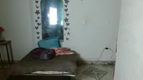 Snapshot of ebony_luna1 chatting on 05-05-26, 12:24 ebony_luna1 online show from 05-05-26, 12:24