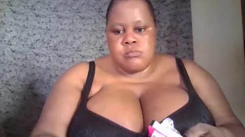 ebony_magixs online show from 09-19-25, 07:14