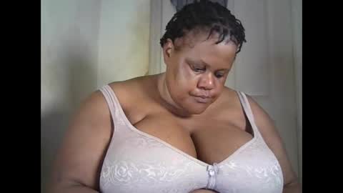 ebony_magixs online show from 10-09-25, 03:54