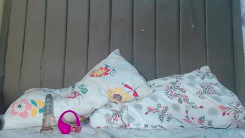 Snapshot of ebony_petite01 chatting on 03-01-25, 06:35 EBONY PETITE online show from 03-01-25, 06:35