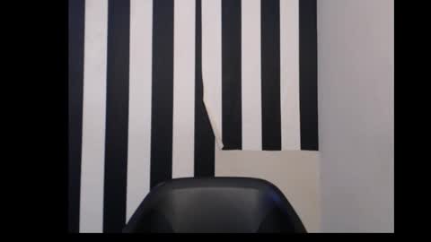 Ella online show from 12-01-25, 11:43