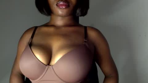 delilah online show from 04-07-26, 03:40