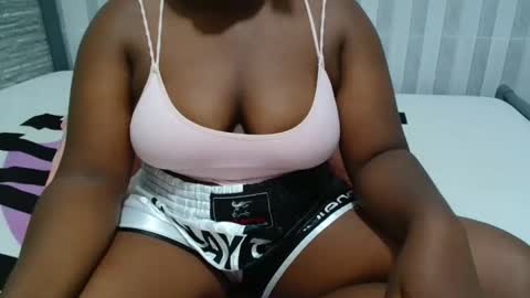 Snapshot of ebony_sabrina chatting on 02-25-26, 08:02 Sabrina online show from 02-25-26, 08:02