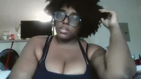 Snapshot of ebonybigtitqueen1 chatting on 10-06-25, 04:26 ebonybigtitqueen1 online show from 10-06-25, 04:26