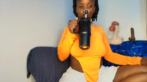 Ebony Melanie online show from 06-25-26, 09:52