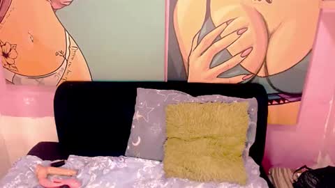 Snapshot of ebonycherryxxx chatting on 12-15-24, 09:45 Lyn online show from 12-15-24, 09:45