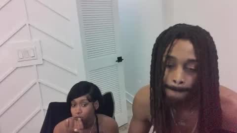 Snapshot of ebonycouplee69 chatting on 05-30-26, 05:26 ebonycouplee69 online show from 05-30-26, 05:26
