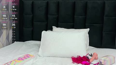 Snapshot of ebonycoworker chatting on 05-31-26, 11:50 ebonycoworker online show from 05-31-26, 11:50