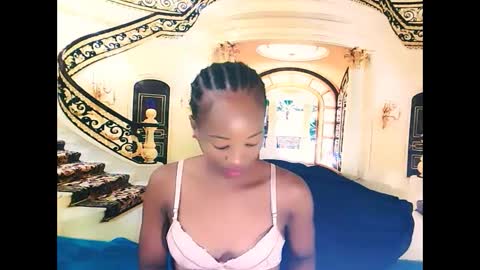 Snapshot of ebonycreamy69 chatting on 01-15-25, 02:49 Nova online show from 01-15-25, 02:49