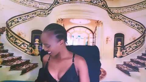 Snapshot of ebonycreamy69 chatting on 01-23-25, 06:56 Nova online show from 01-23-25, 06:56