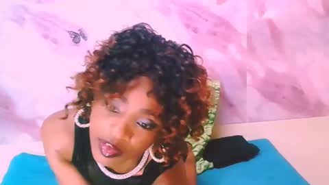 Snapshot of ebonycreamy69 chatting on 03-07-26, 02:19 Nova online show from 03-07-26, 02:19