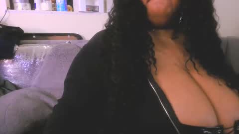  Ebony Goddess Kira  online show from 01-14-25, 05:01