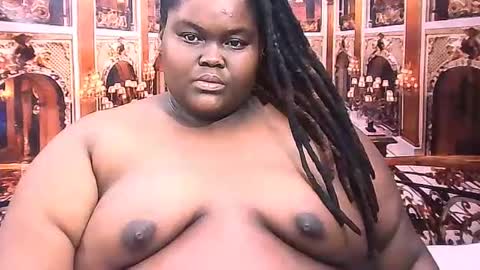 ebonyhotbuns4u2luv online show from 06-18-26, 09:19