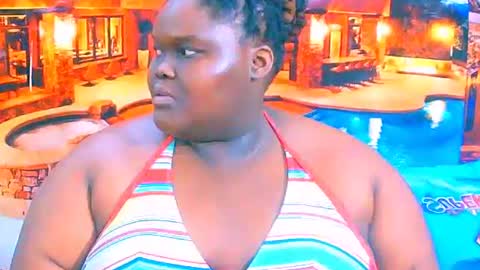 Snapshot of ebonyhotbuns4u2luv chatting on 07-13-26, 10:40 ebonyhotbuns4u2luv online show from 07-13-26, 10:40