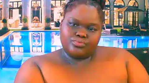 Snapshot of ebonyhotbuns4u2luv chatting on 08-05-26, 05:10 ebonyhotbuns4u2luv online show from 08-05-26, 05:10