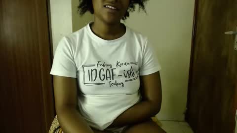 ebonylolo online show from 12-10-24, 03:20