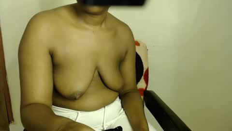 ebonylolo online show from 12-30-24, 04:31