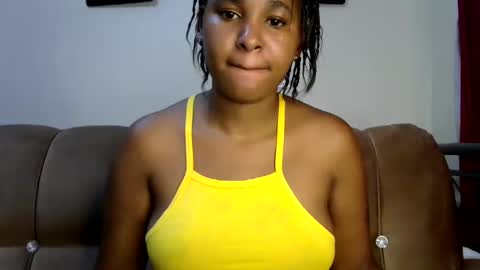 Snapshot of ebonyluna229320 chatting on 02-03-25, 12:36 i am clara online show from 02-03-25, 12:36