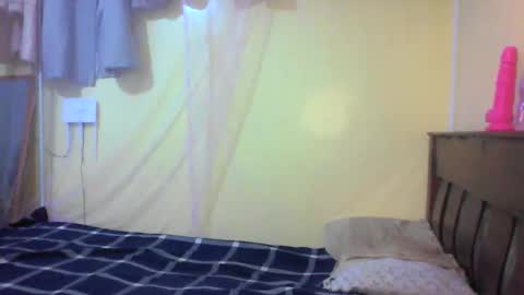 Ebonymuse2 online show from 05-11-26, 09:56