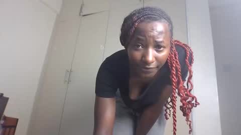 Snapshot of ebonyqueen_11 chatting on 04-05-26, 10:56 Ebonyqueen online show from 04-05-26, 10:56