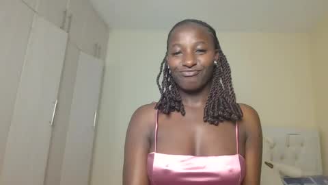 Snapshot of ebonyqueen_11 chatting on 06-13-26, 11:52 Ebonyqueen online show from 06-13-26, 11:52